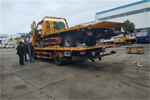 张镇同城汽车补胎